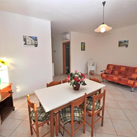 Belvilla By Oyo Bianco Azzurro Apartment *
